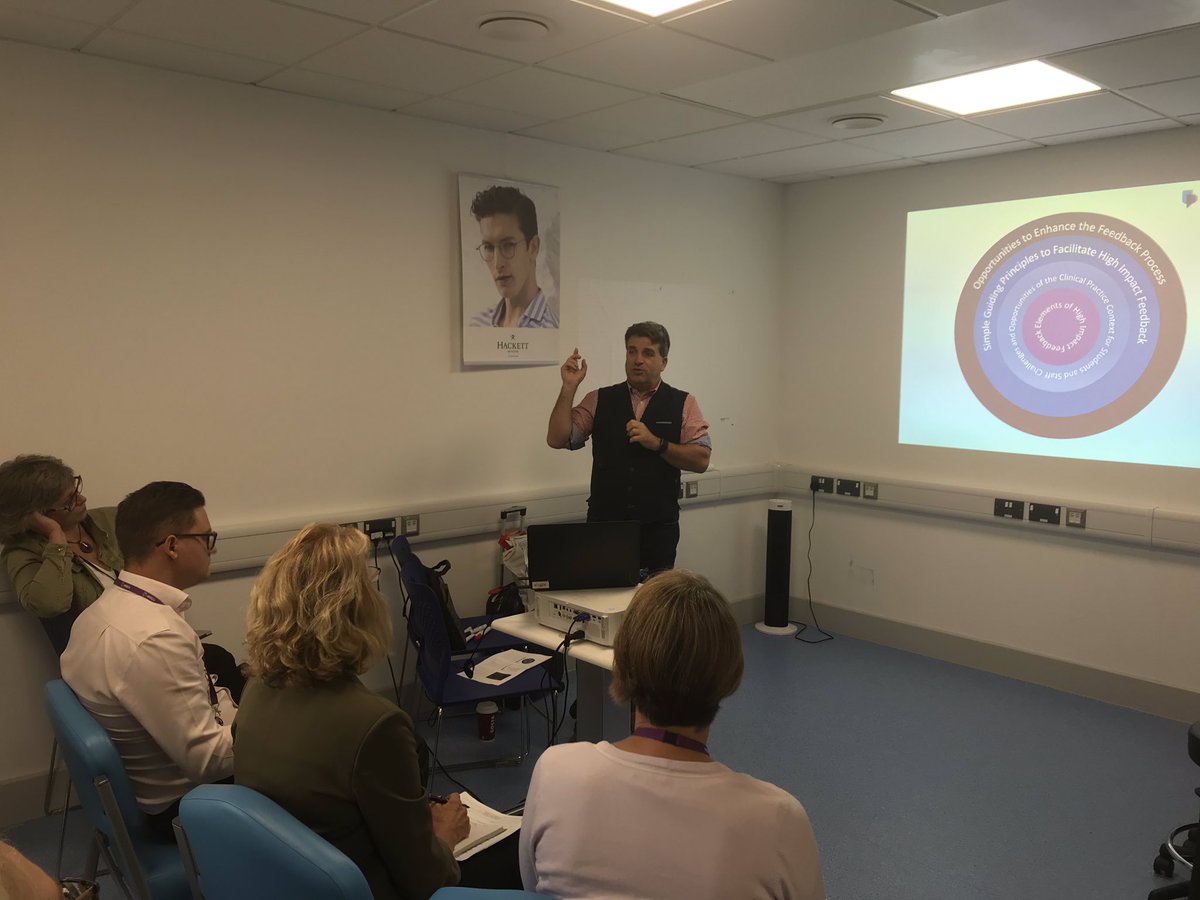 UOP_Optometry's tweet image. Great delivering feedback session ongoing in readiness for the coming year in the @portsmouthuni @UOP_Optometry Eye Clinic