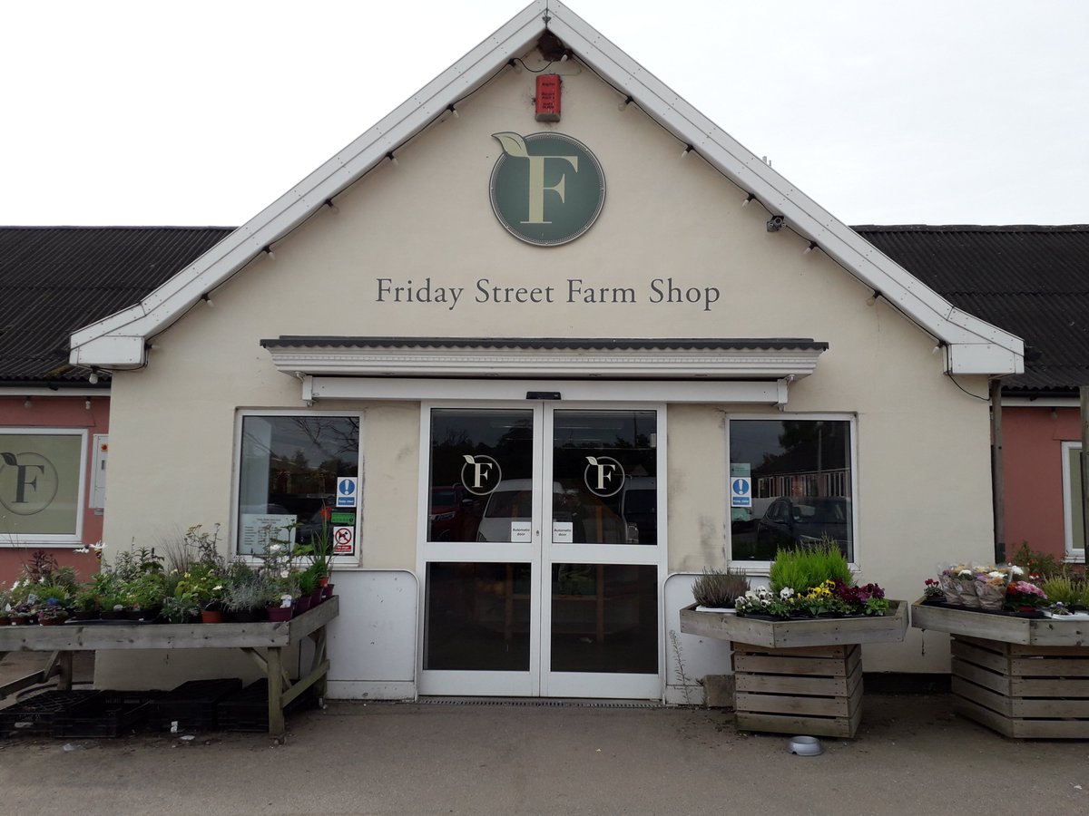 suffolkwildlife's tweet image. Thanks to the lovely  @FridayStFarm for hosting our information and membership stand today 😊 Not already a member? It takes 5 minutes and can benefit you and #wildlife for a lifetime 😃  You can choose to join face to face, online,  over the phone or by post #easy 🤗
🦋🐞🐝🦀🦉