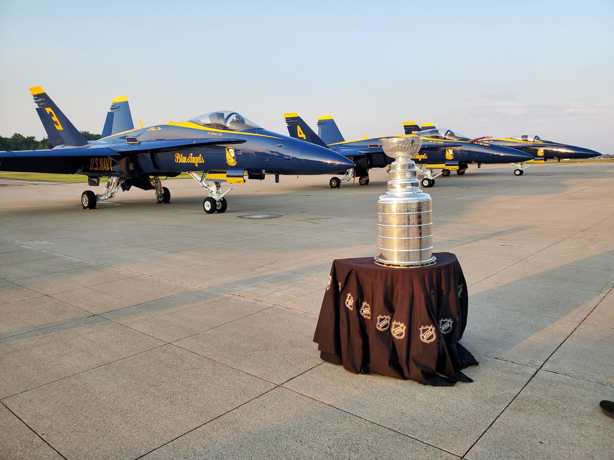 keeperofthecup's tweet image. We are all Blue this morning! The @BlueAngels meet the #StanleyCup @StLouisBlues @HockeyHallFame 
@NHL