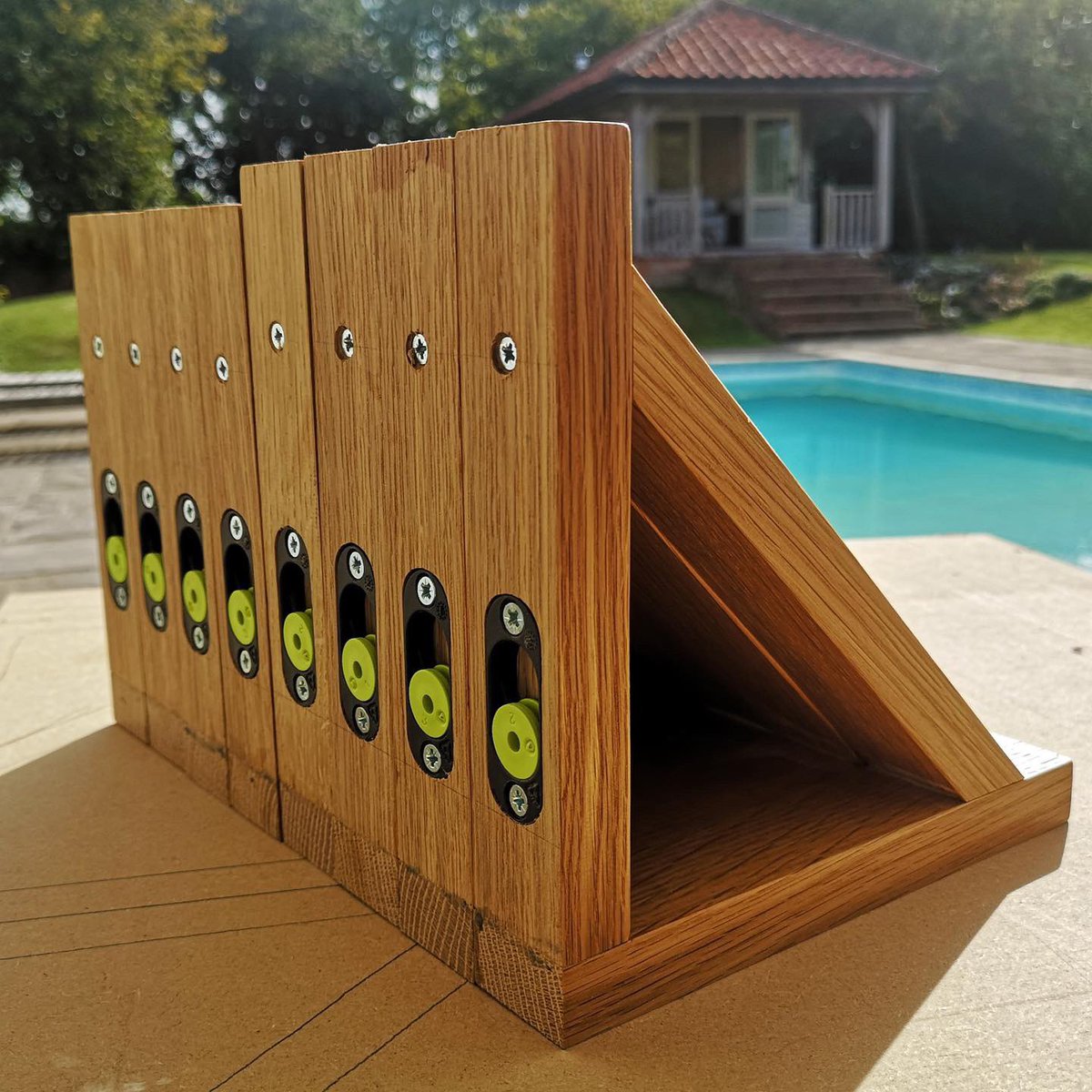 ButtonfixUK's tweet image. Innovative use of Button-fix for shelving. 

Courtesy of Gary Hughes Joinery. #Buttonfix #Fasteners #Joinery #Fixings