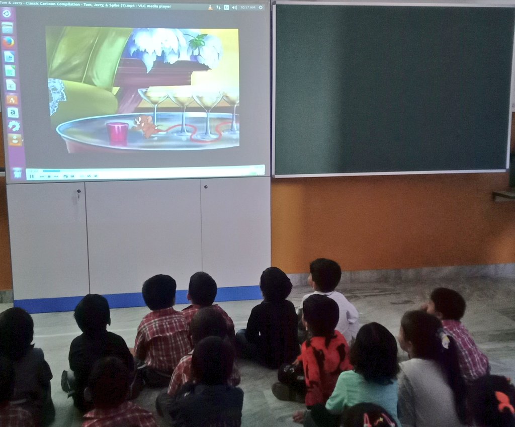 SujataPurkayas3's tweet image. Story time...... #storytime #audiovisuallearning #funlearning #happylearningplace #rgsnoida @supritichauhan