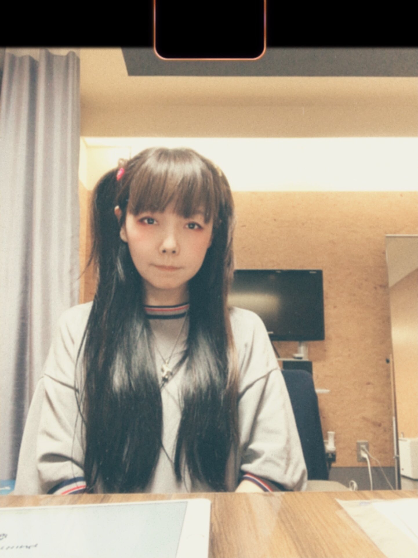 Aiko Official 今日はリハでーす 髪が伸び過ぎて切り時を見失った T Co 70ygkqtbas Twitter
