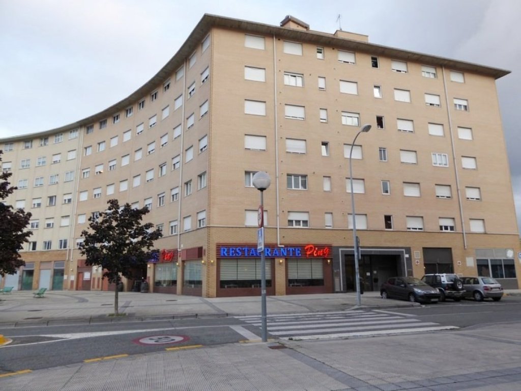 LoliAperte's tweet photo. Coqueto apartamento en Rochapea https://t.co/uV5b3G5uK8 https://t.co/OndV7U1V7d