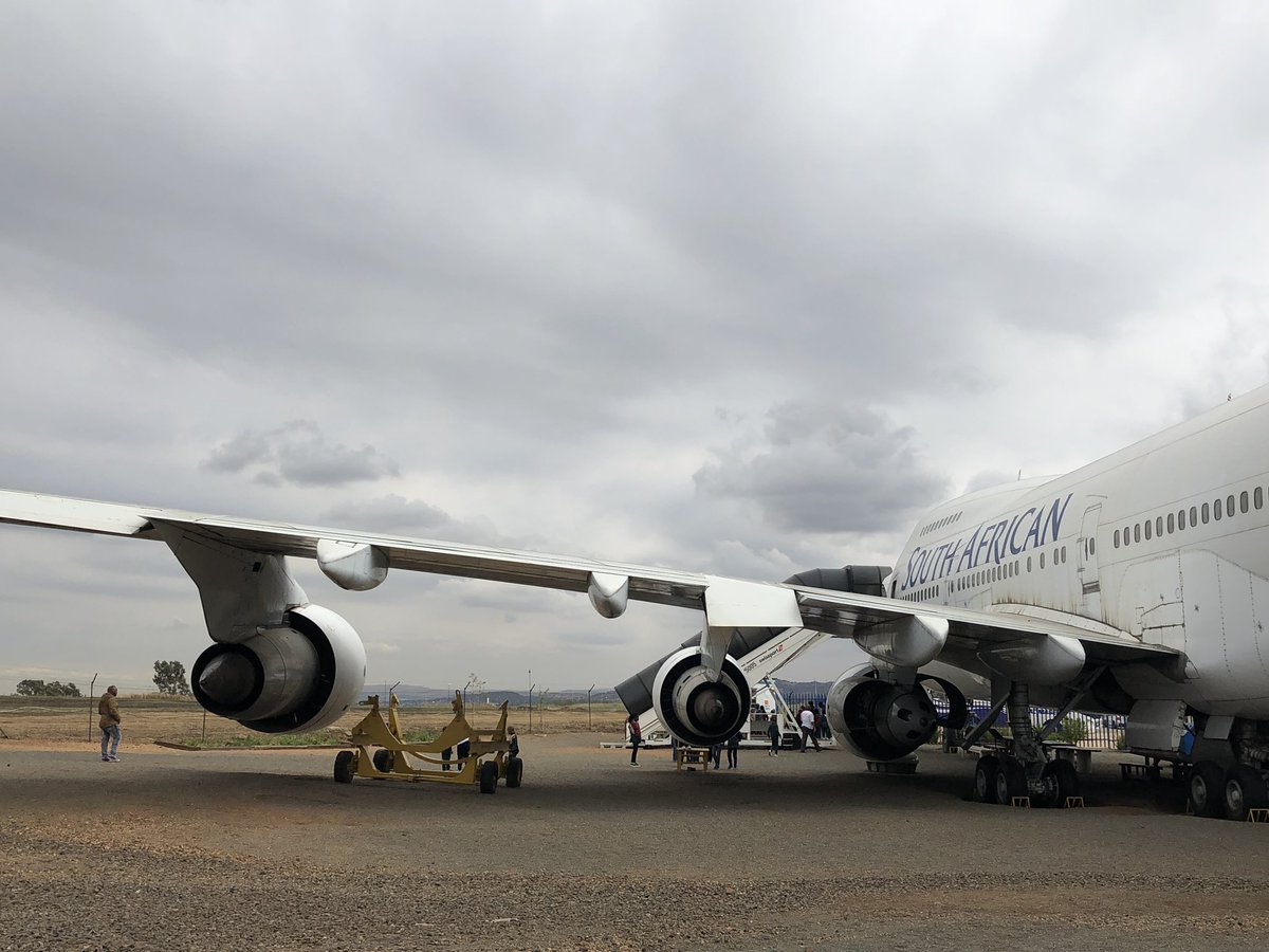 南アフリカ航空の747のエンジンは5発ある