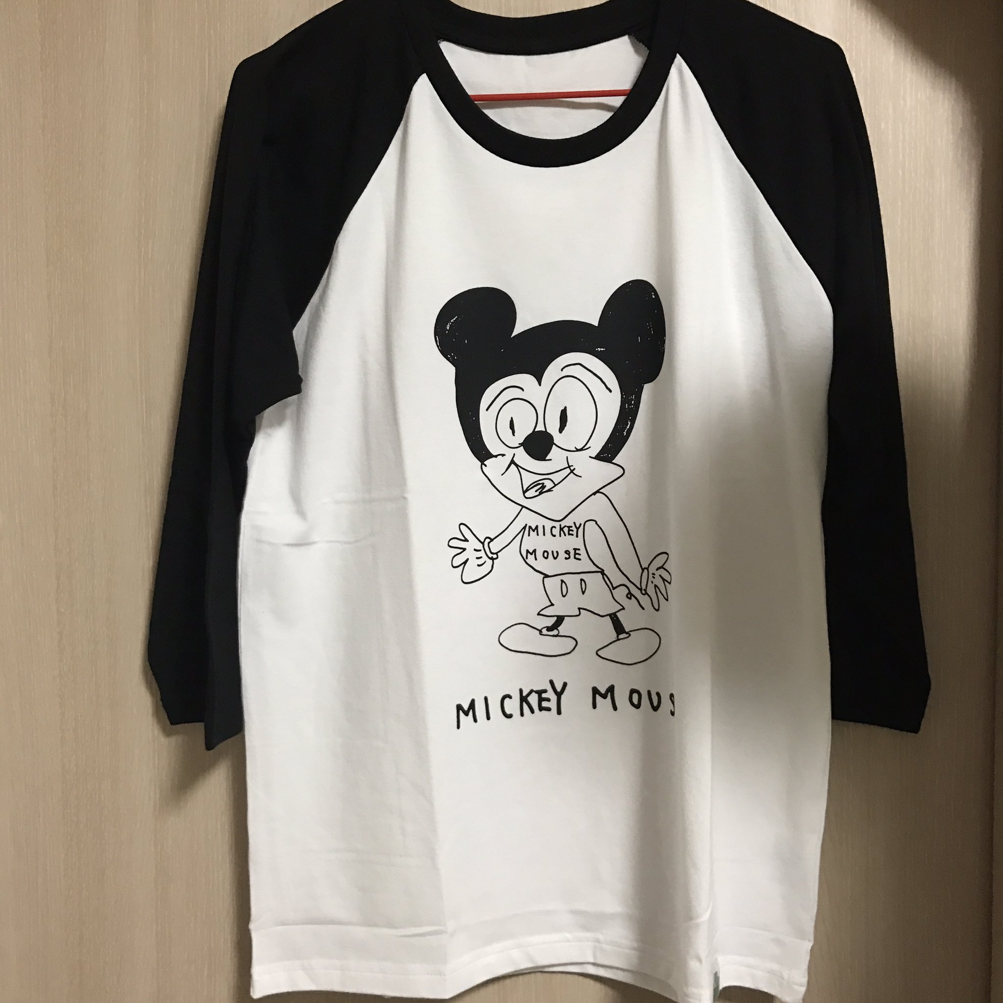 新品未開封☆嵐を旅する展覧会 ディズニー ラグランTシャツ