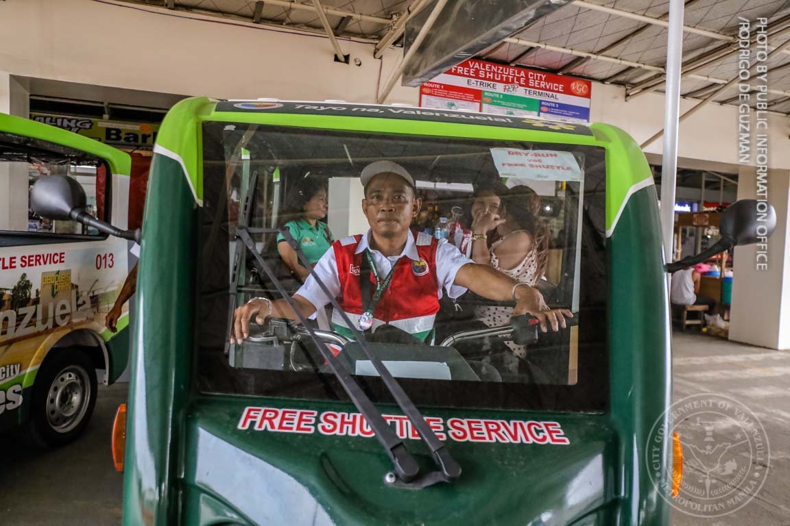 valenzuelacity's tweet photo. @rex_gatchalian TIGNAN: Libreng sakay para sa Valenzuelanos! As of 1:00 PM, 359 passengers na ang naihatid mula VGC Terminal tungo sa kanilang destinasyon (TODA terminal) gamit ang mga bagong e-trike. #ETrikeFreeRide 

📷 @rcdeguzmanG12 /VC PIO https://t.co/yVEZGug1OG