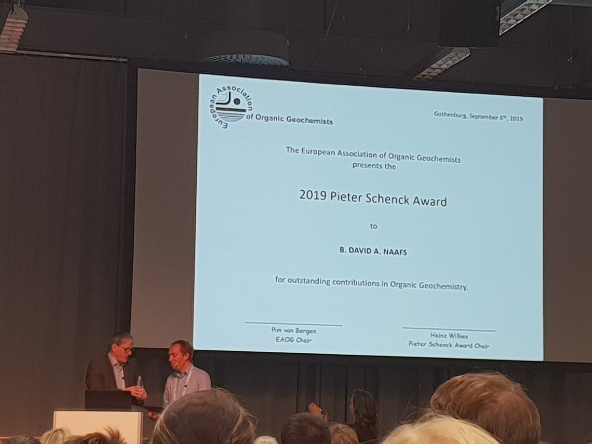 CaitWitkowski's tweet photo. The brilliant, the innovative, the one and only @david_naafs has won the ultimate award for the early career organic geochemist, the Schenck Award, at #imog2019. So frickin proud! @ogu_bristol @BristolUni https://t.co/CMALLkAyvF