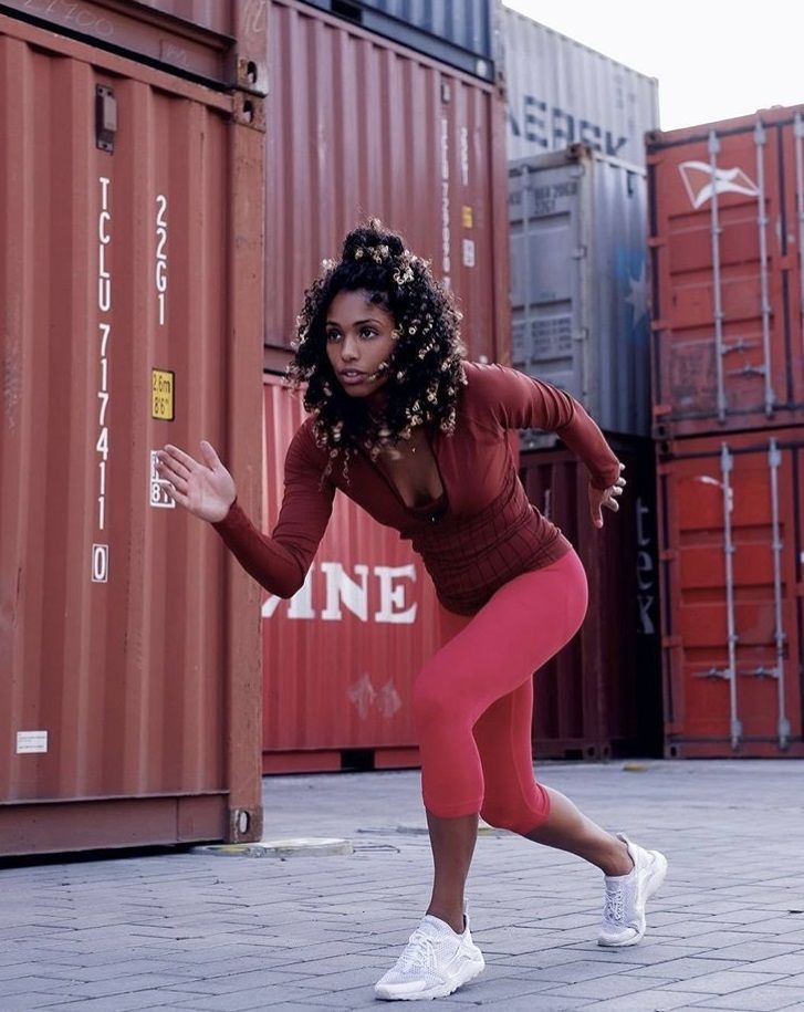 There is no comfier way to hit through that last Friday stretch than in @FALKE sports gear!
.
.
.
#TASKpr #pragency #PRAgencyLondon #fashionpr #FashionPRLondon #london #UK #FALKE #FALKEsports #sportsgear #feelFALKE #sporty #thatfridayfeeling #fridayfashion #luxurysports