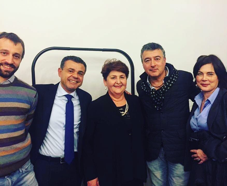 PompeoLaura's tweet photo. Con Teresa Bellanova, Mauro Laus, Daniele Valle, Ernesto Ausilio. Congratulazioni e buon lavoro, Teresa! https://t.co/Ni0bYPzLZ2