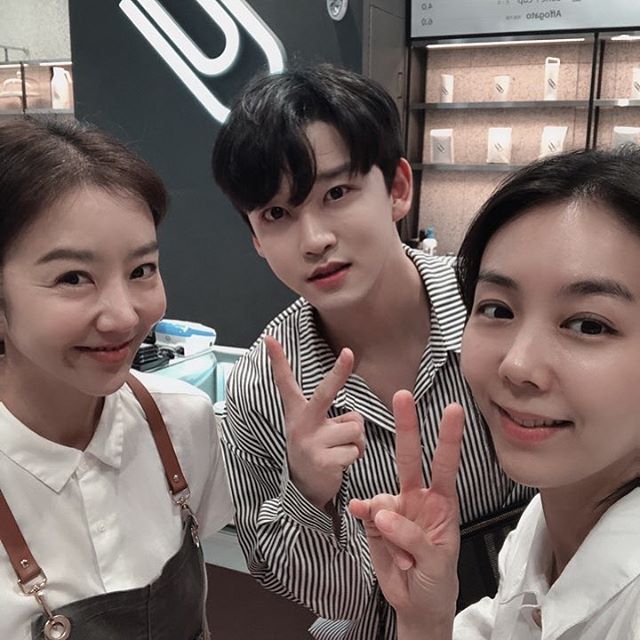 2019.09.06 Foto de Kim Daegeon en Instagram  EDxwiLxXoAA6d3d?format=jpg&name=small