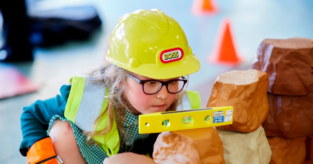 Whether you call it #socialvalue, #CSR or #sustainability, being a responsible business should always be high on your agenda. It's good for companies, communities and society. 

Well done to <a href="/esh_group/">Esh Group</a> for leading the way for North East businesses.

ow.ly/UAva50vUkqb