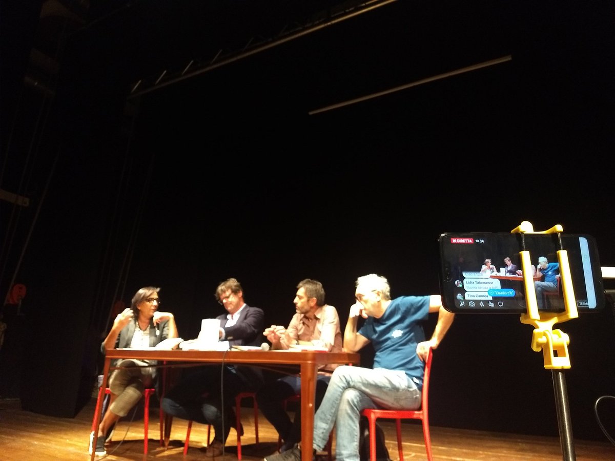 Un grande evento di politica e cultura: da Teatro Caffeina Filippo Rossi presenta #DallaPartediJekyll - Manifesto per una buona destra, sugli scaffali per <a href="/MarsilioEditori/">Marsilio Editori</a>. Con noi <a href="/FlaviaPerina/">Flavia Perina</a>, Gianluca Nicoletti e Giorgio Renzetti 👉 tinyurl.com/Buonadestra-Li…