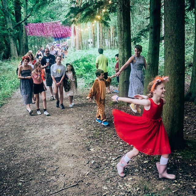 Chilled in a Field          🐌 tweet media