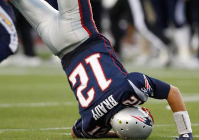 windlock's tweet image. In honor of opening weekend for the 100th NFL Season.....

Enjoy the games and may this year FINALLY be the year Tommy the GOAT gets dethroned!  Hopefully, maybe, probably not though.  

#NFLOpeningWeekend
#DeeFordOffsidesFacePalm
#SorryCarter