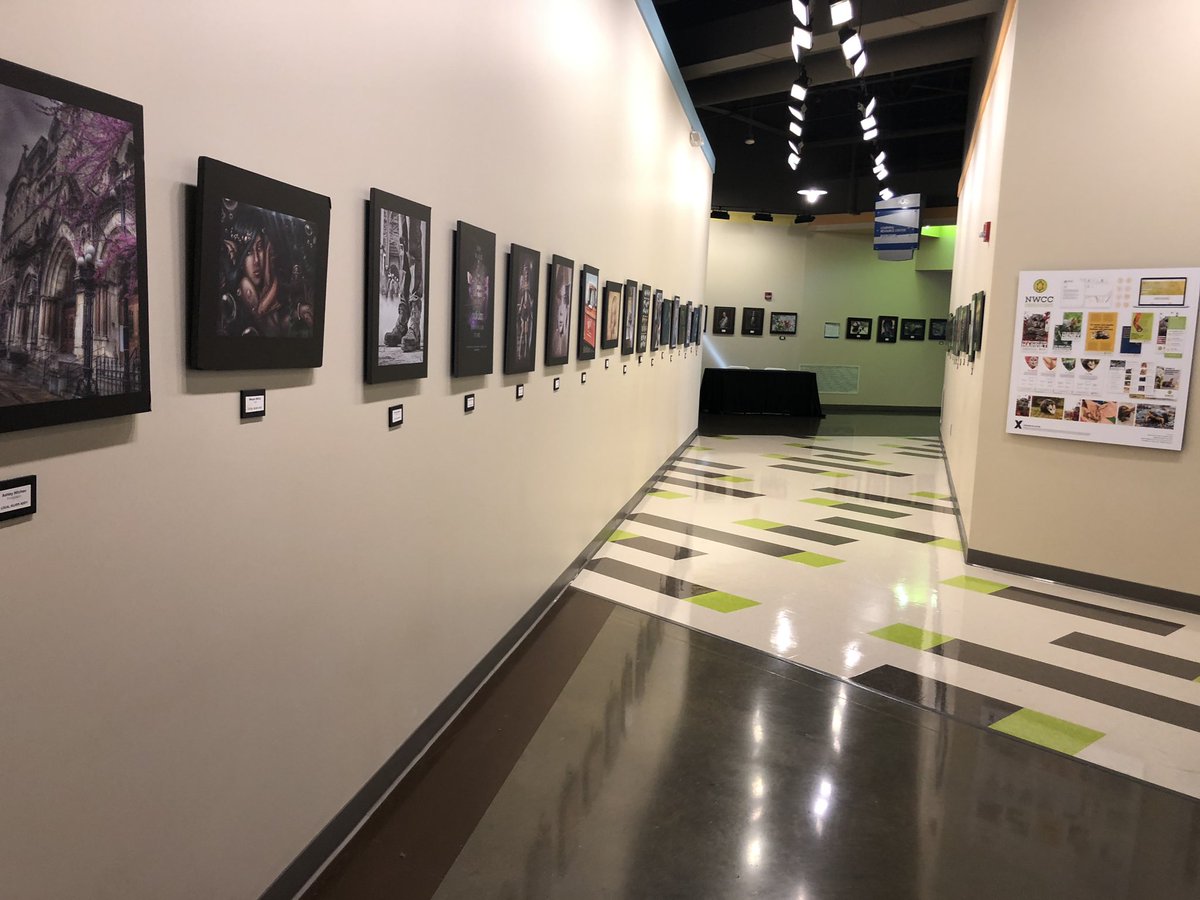 FahedSider's tweet photo. Ready for Friday’s sessions at @MusicCityAgile @MusicCityTech
and still have time to see the art gallery @nossicollegeart 
#MusicCityAgile
#MusicCityTech https://t.co/mX2um94kdc