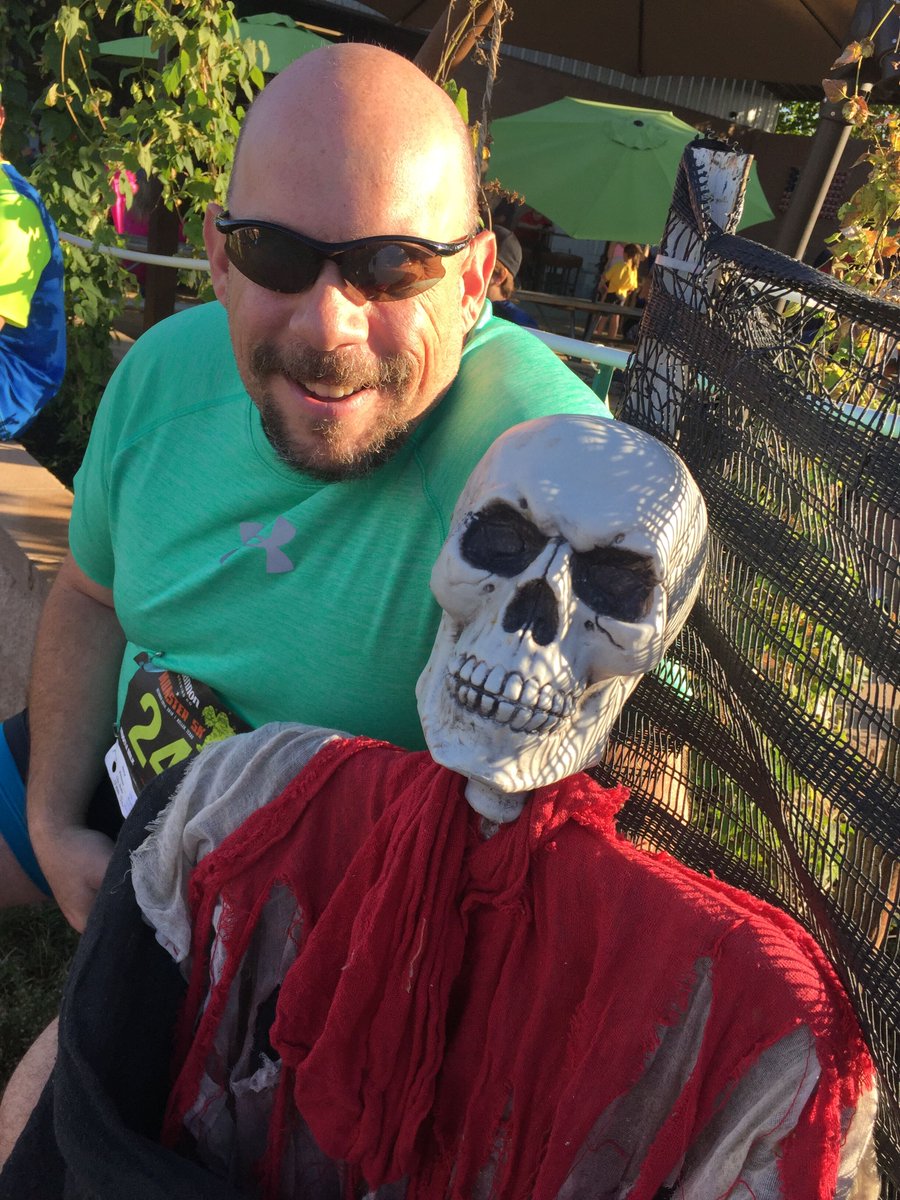 Time to get those costumes planned for THE BEST Monster 5k in the metroplex! The Shannon Monster 5k is Sat, 10/26 right in #KellerTx! Register before Tuesday's price increase at midnight! Bring yourself and your goulfriends and let's celebrate! ow.ly/Sbcw50vZxTI
#5k #run