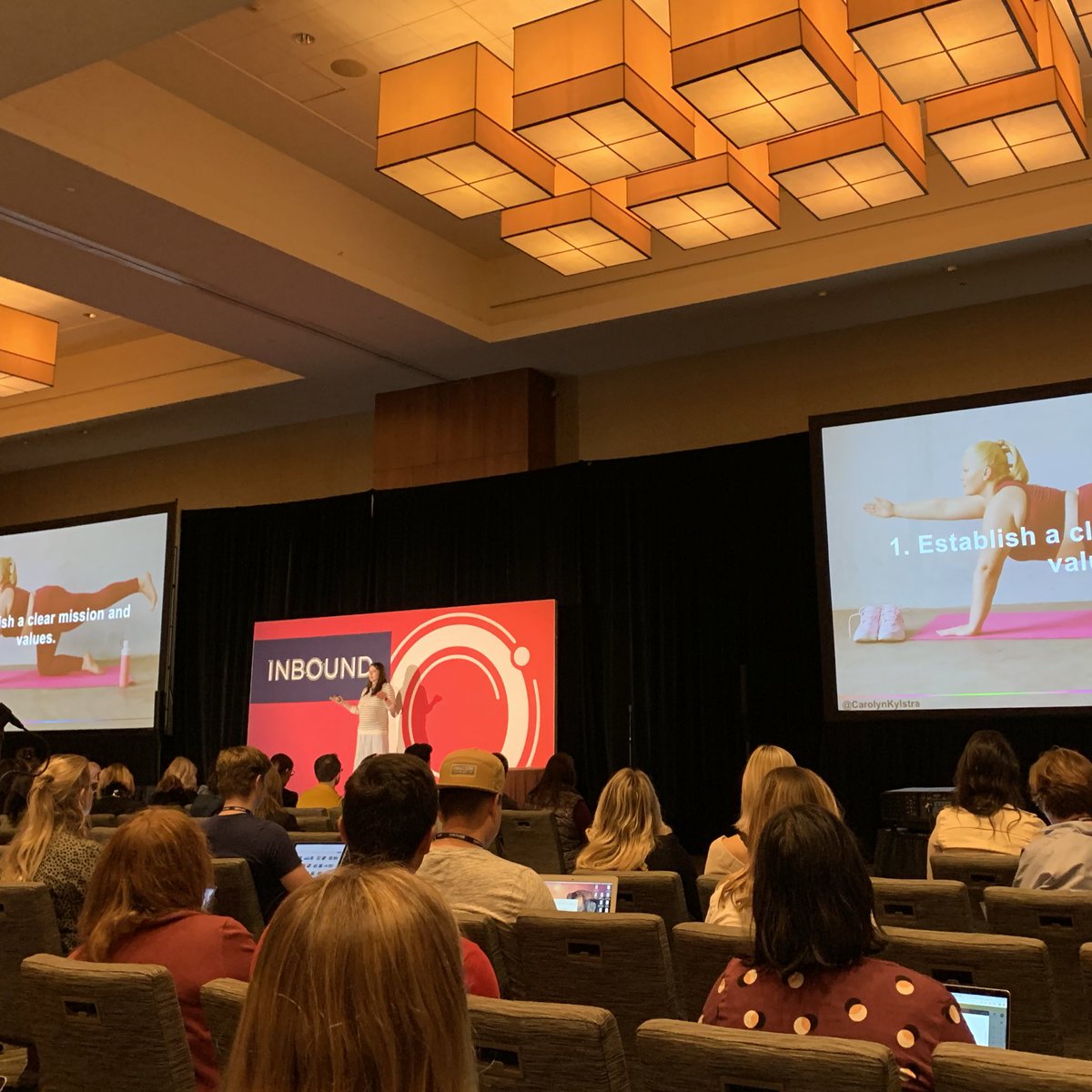 Talking about building #BrandCredibility with the Editor in Chief of @SELFmagazine, @CarolynKylstra!

“You are a stronger brand when your content creators come from diverse backgrounds and bring diverse experiences.” #INBOUND19