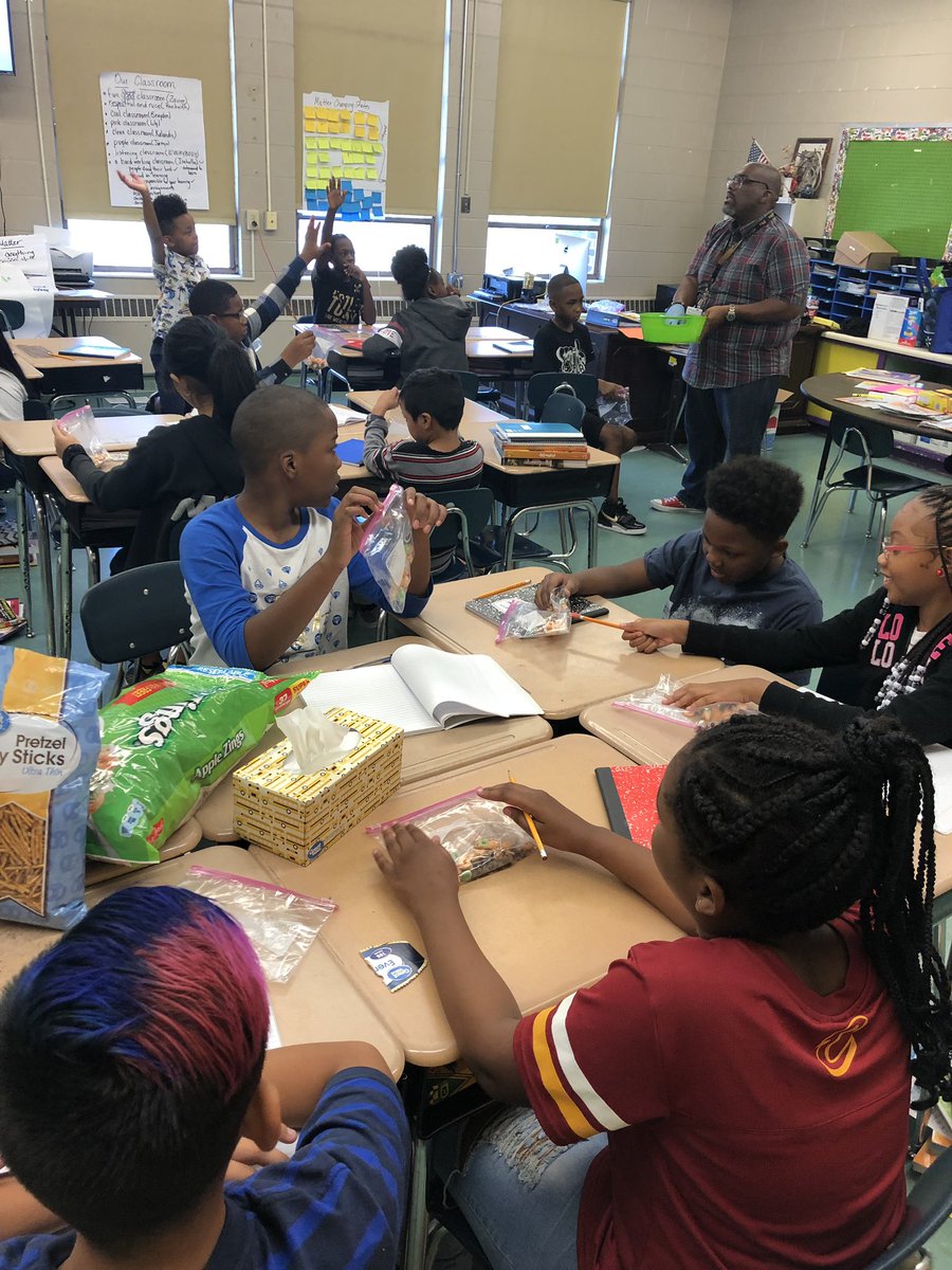 Kim Lavender tweet media