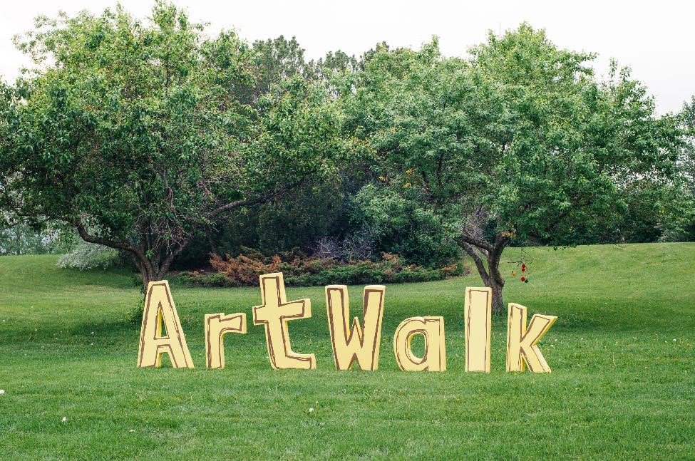 edmontonmade's tweet photo. Featuring over 300 local artists and companies, @strathearnart is a fabulous place to shop local. Will you be there this Saturday? #edmontonmade #yeg https://t.co/yEL1NR4SGK https://t.co/5fZnccJgXn