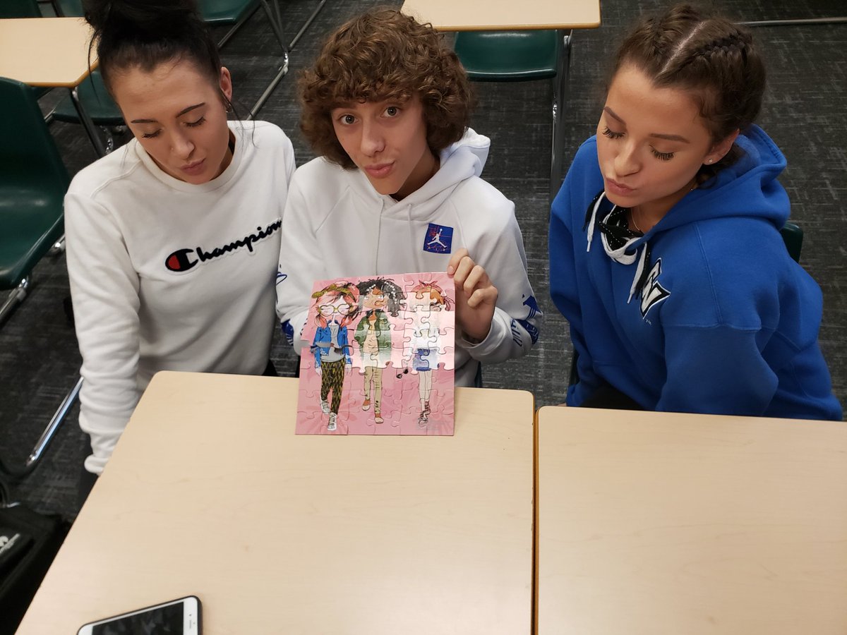 MrsChap48451's tweet photo. These students look a bit like the puzzle they put together for a Creative Writing assignment! https://t.co/OZGlJJ9Ih5