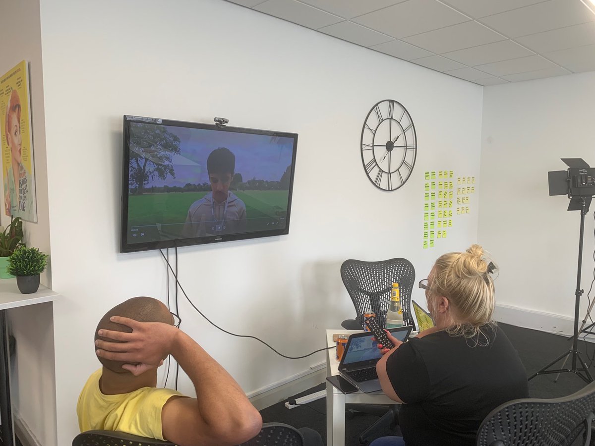 Davies_Gwil's tweet photo. Some of the team working through some video applications from apprentices we are recruiting.
These young people are awesome and their applications amazing πππ
#apprentices #videoapplications #content #culture #values https://t.co/D8WP0MnCgp
