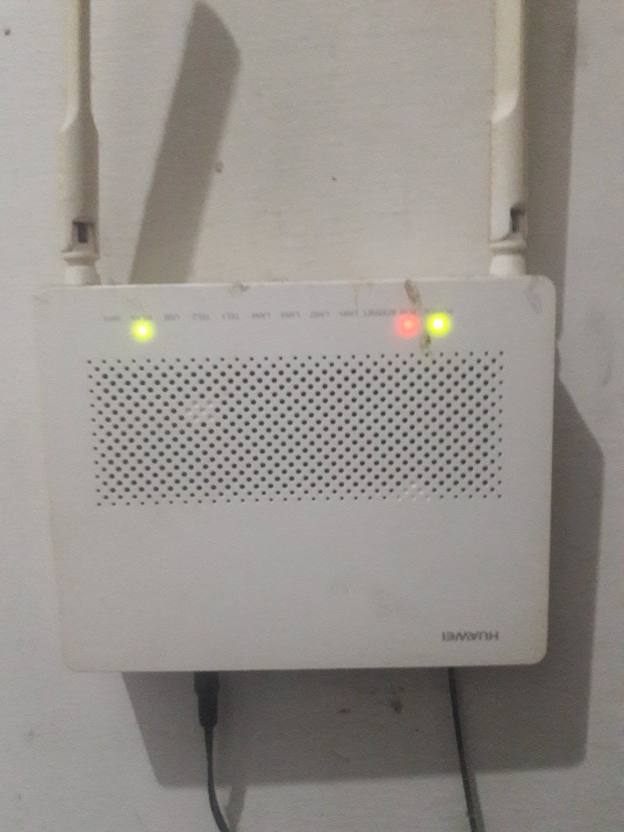 aingharish's tweet photo. @TelkomCare sudah lapor dari jam  17.30 sekarang udah jam 20.00, INTERNET MATI!!! sudah telepon ke 147 jga masih tidak ada tanggapan, telkom gk punya TEKNISI????
no : 02220512530 https://t.co/WyTyOAbZq5