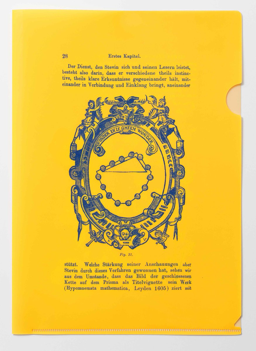 世界を変えた書物 展 クリアフォルダー4種 各300円 会場のみで販売 A ニコラス コペルニクス 天球の回転について 1543年 B ガリレオ ガリレイ 星界の報告 1610年 C シモン ステヴィン つり合いの原理 1586年 D イシドールス ヒスパレンシス