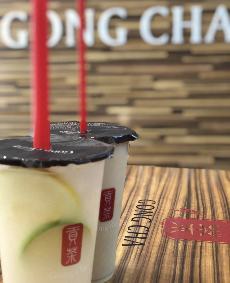 GongChaTea's tweet photo. Happy Friday! Make sure to start your weekend off right. #GongChaStyle #GongChaWishYouHadSome
📸 @atranography - We love artsy pictures 🤩 https://t.co/dhEGMU58Mn