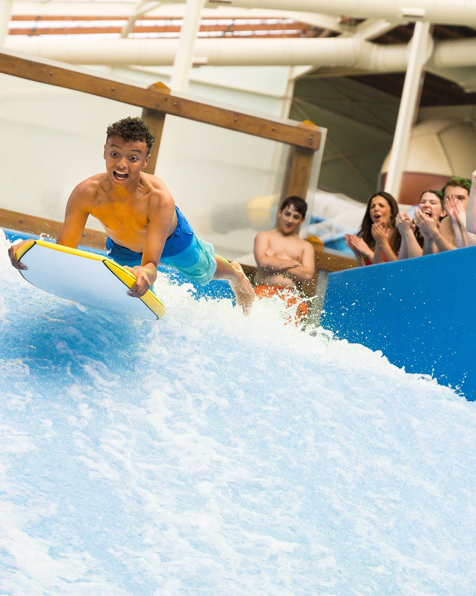 CamelbackLodge's tweet photo. Jumping into the the weekend like you're jumping onto the Flow Rider!
.
.
#mycamelback #poconos #flowrider #indoorwaterpark #lessons #bodyboard #jumpingintotheweekend #aquatopia #cheer #septemberfun #continuouswave https://t.co/sBVcrO4OGe