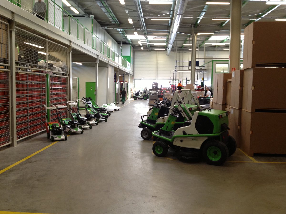 EtesiaUK's tweet image. All of our machines are put through rigorous testing, meaning they're in complete working order before leaving the factory 👌 #BehindEtesia