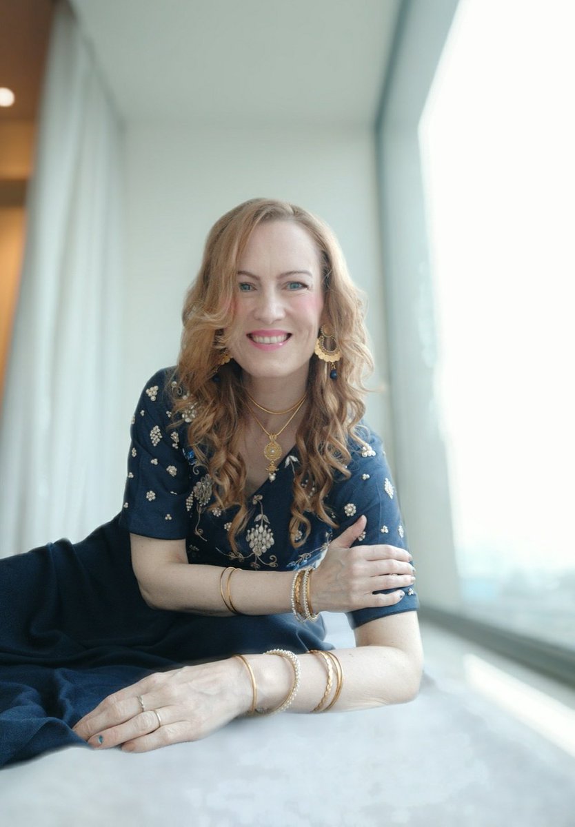 suzannebernert's tweet photo. Ready for #wotfa #wotfaawards #Jaipur #BollywoodActress https://t.co/JwXdMjRUET