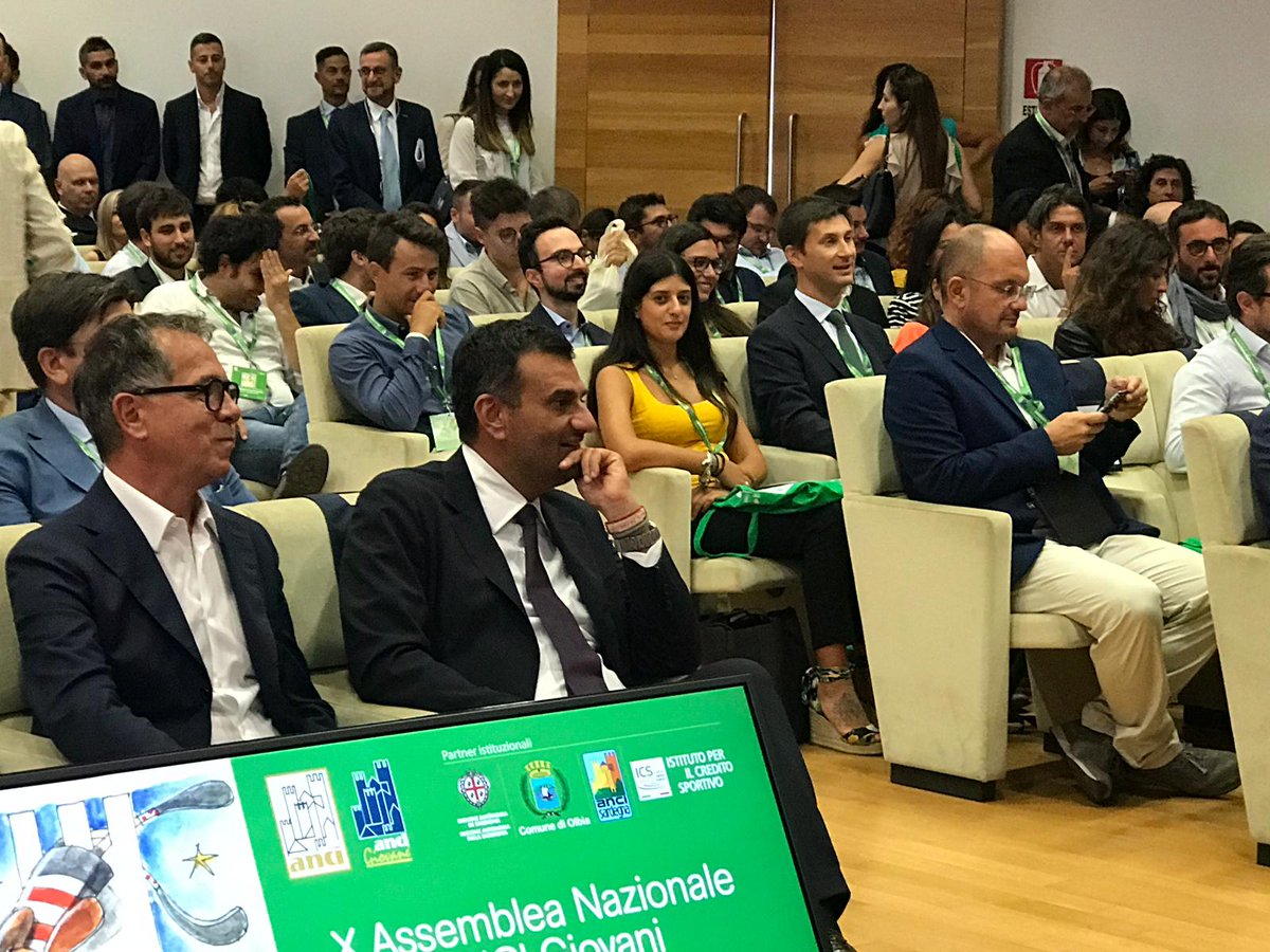 Prendono il via i lavori di #Ancigiovani2019.

"Incontrarsi oggi é un traguardo per i giovani amministratori che, come me, hanno attraversato l’Italia in questi dieci anni per confrontarsi e proporre migliori politiche per 
le nostre comunità locali" | <a href="/piludufrancesco/">Francesco Piludu</a>