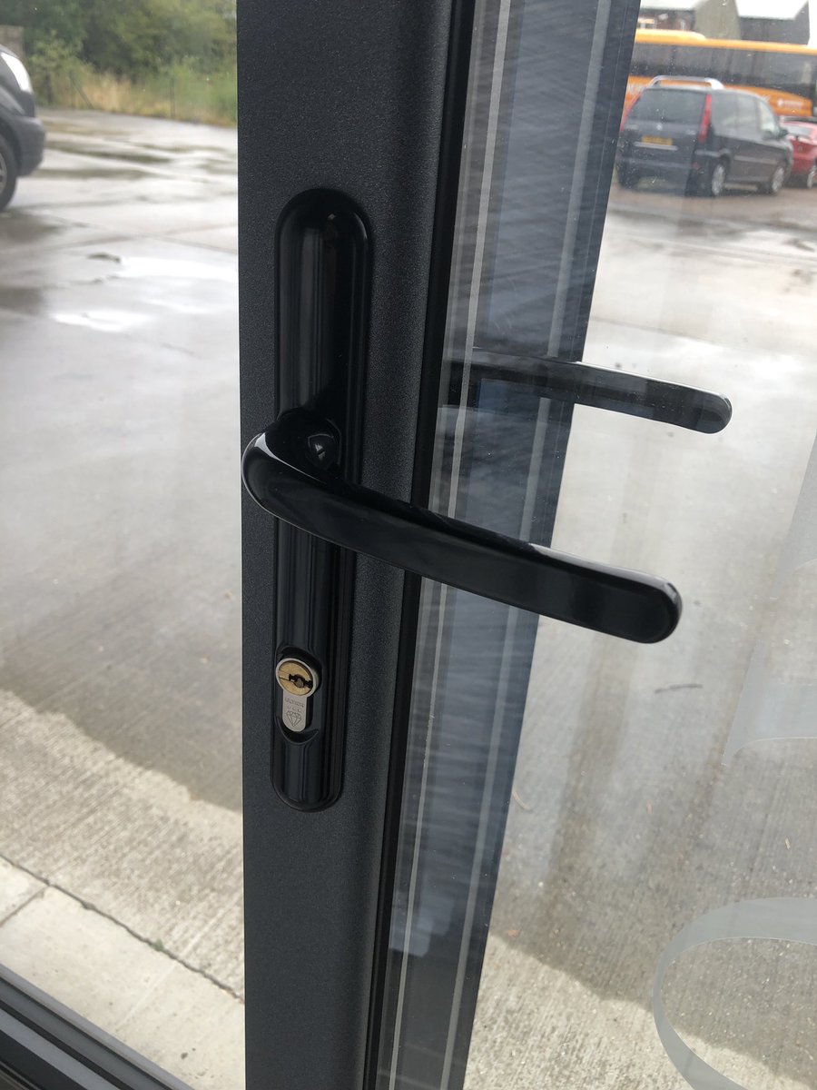 Alex_Brisant's tweet image. Sheringham Windows take security seriously, because it keeps their customers safe, and also makes it easier to sell more high quality doors.  Their showroom has been rocking @UltionLock and @LockLockSecure for a while but now its Smart too!