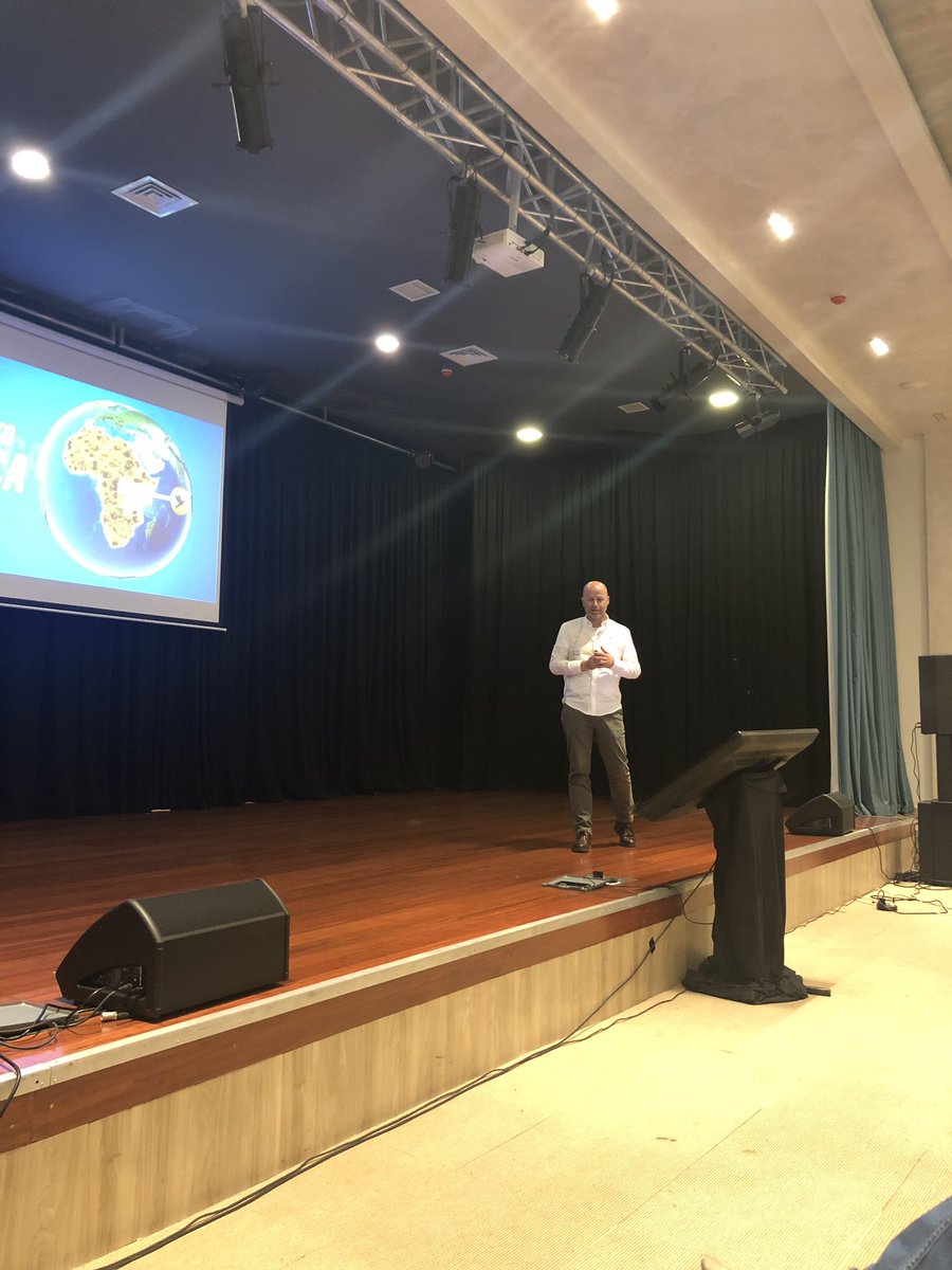 DPOGroup's tweet photo. Our CEO @eranfe taking the @bookingcom team through a presentation on why DPO Group is the Key for Africa. #WesternHeightHotel
#ThinkPayment
#ThinkAfrica
#ThinkDPOGroup https://t.co/2UmF0BZRti