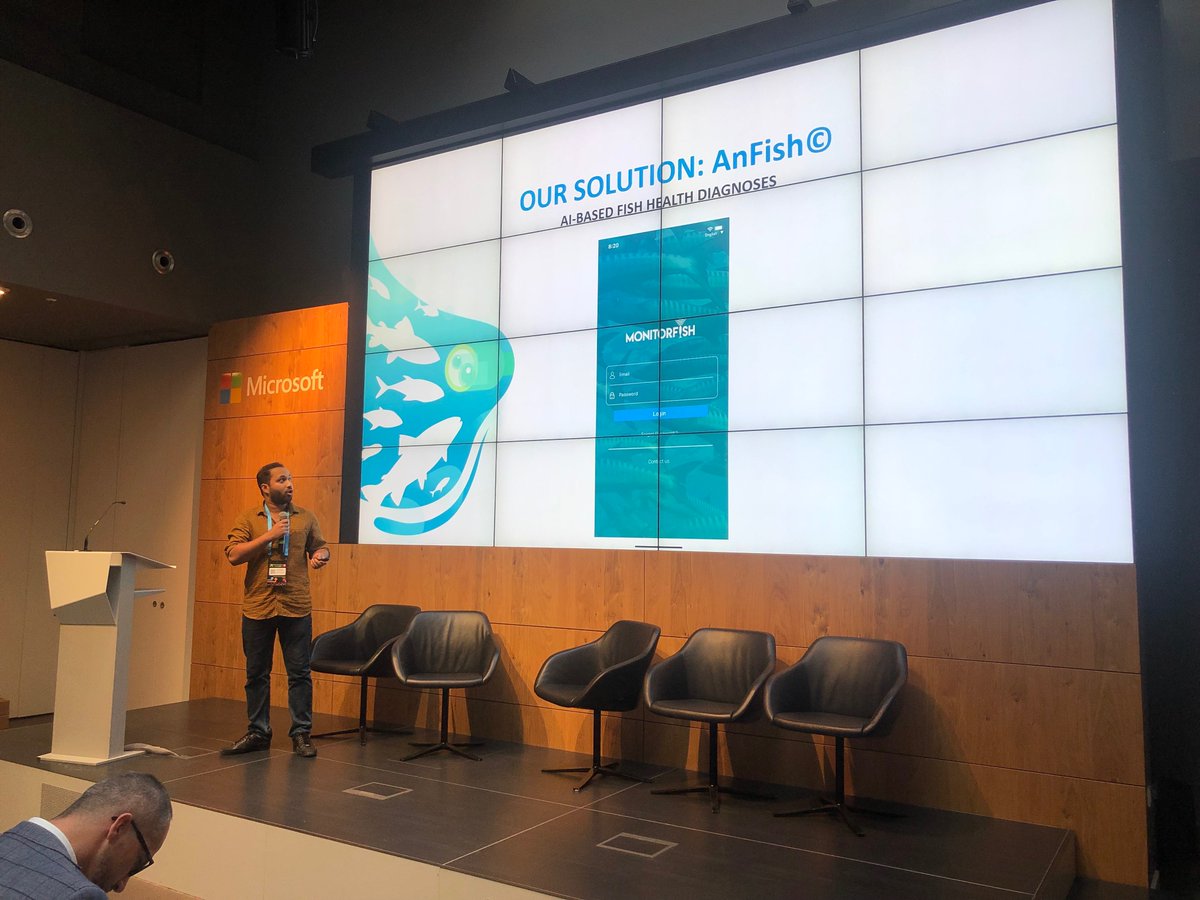 Just made our pitch at #sunbites19 #crowdfoods