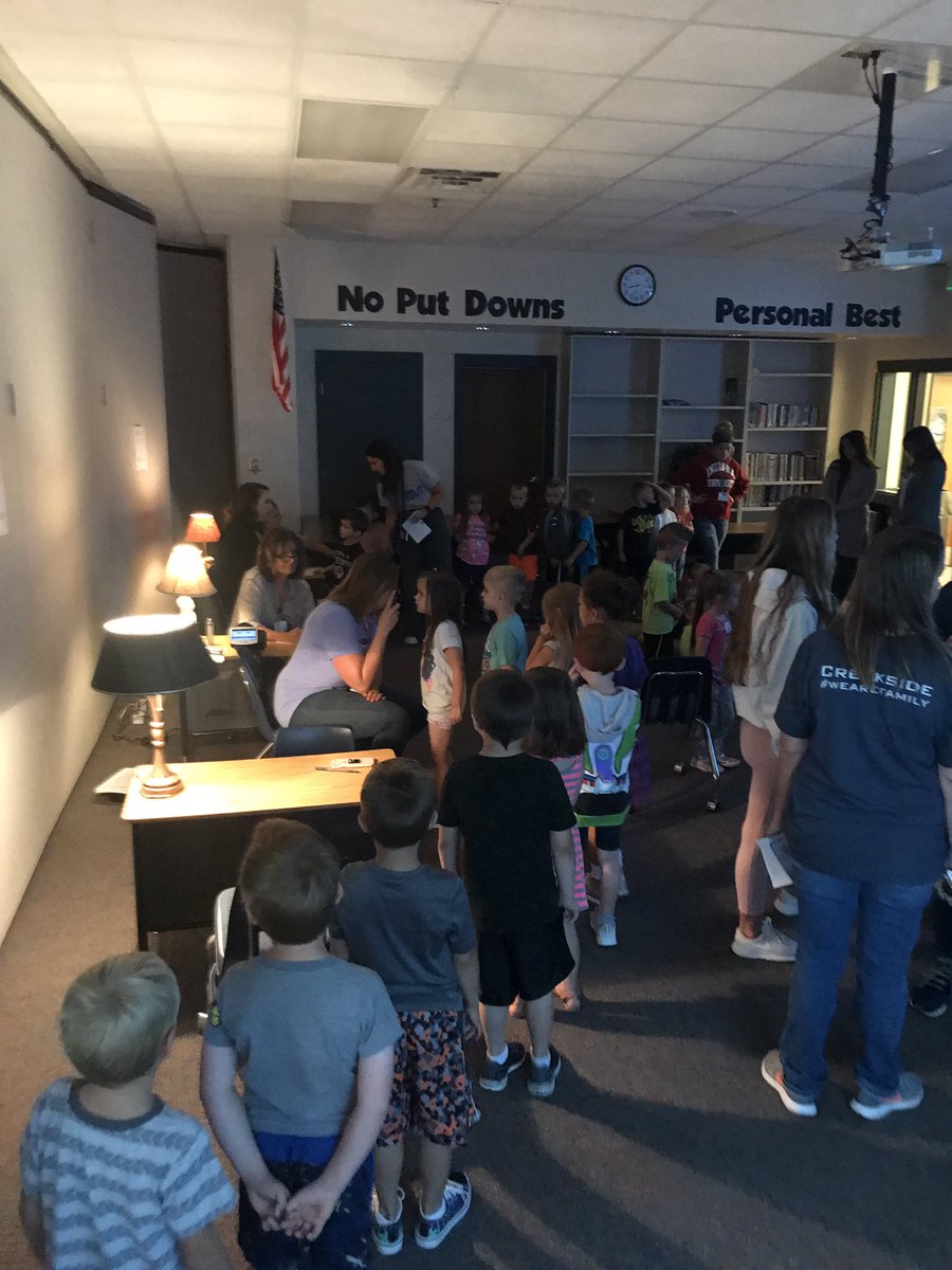 martin_amanda_'s tweet photo. District vision day is underway 👓 #healthyvision #6buildings #400students #3buses #2optometrist #collaboration @myfcs https://t.co/J81DPltG6h