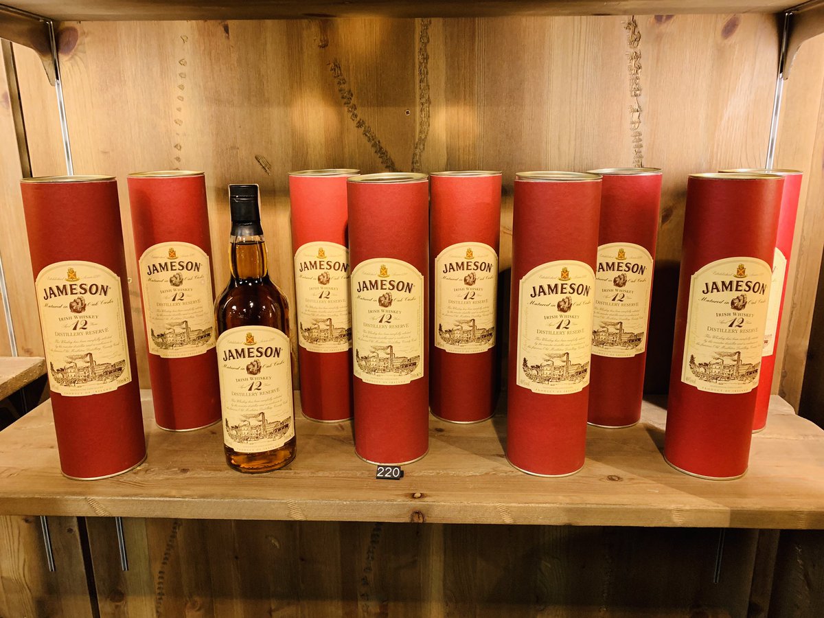 thatsdramgood's tweet photo. Popped into the Midleton distillery shop just now for a bottle of the new #MethodAndMadness #CherryCask and what did I see for sale....a few bottles of the Distillery Reserve from 1999!!! That’s all they have so be quick! Beautiful presentation.
#MidletonDistillery #Collectable https://t.co/hKqO8LZiUh