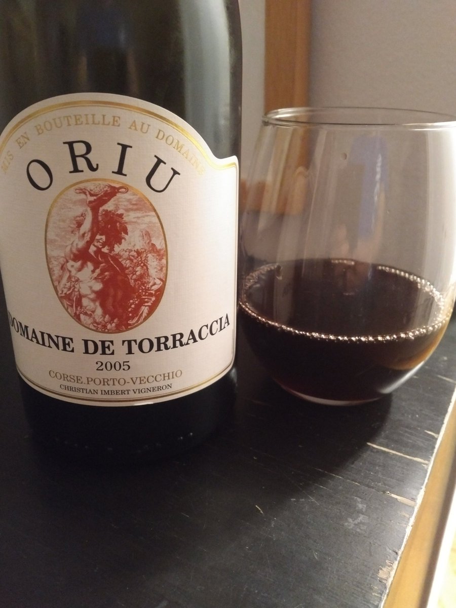 DoliverosDaniel's tweet photo. Another delicious #Wine from #DomaineTorraccia in #Corsica,05 cuvee #Oriu, 80% #Niellucciu & #Sciaccarello, made & aged in tank, deep ruby, maritime aromas,w/hints of blk olives, wild herbs, smoke & cranberry, medium body, high tone, crispy, nice texture & citrus flavors,charming https://t.co/b3DJ8eguUr