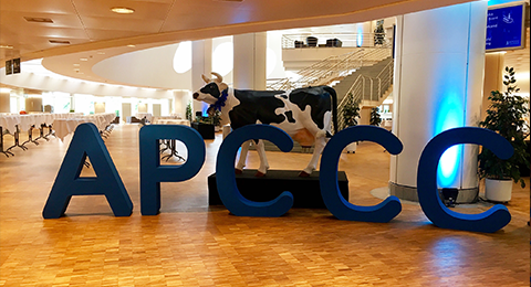urotoday's tweet photo. #APCCC19 presentation slides available now for download. Visit UroToday, email address requested at the top of the screen prior to access! https://t.co/4z37gdHDjg @apccc19 @pezaro_c @Prof_IanD @DrYukselUrun @Tiahigano @sgkssg
@DrMHofman @Prof_Nick_James @WilliamOhMD https://t.co/Afbwvt8MGK