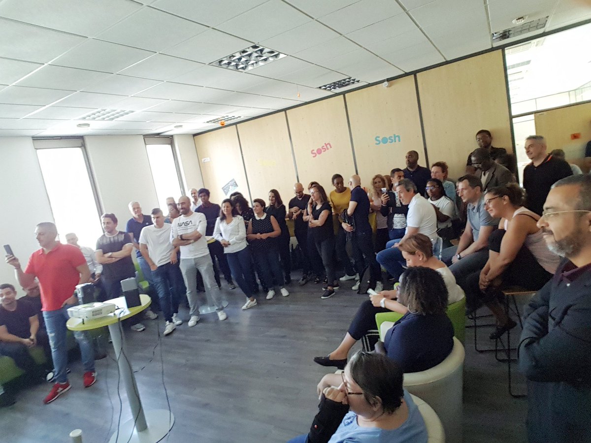 PmMonnier's tweet image. Joli pot de départ de #Mathieu 
#EVAM #SCOIDF