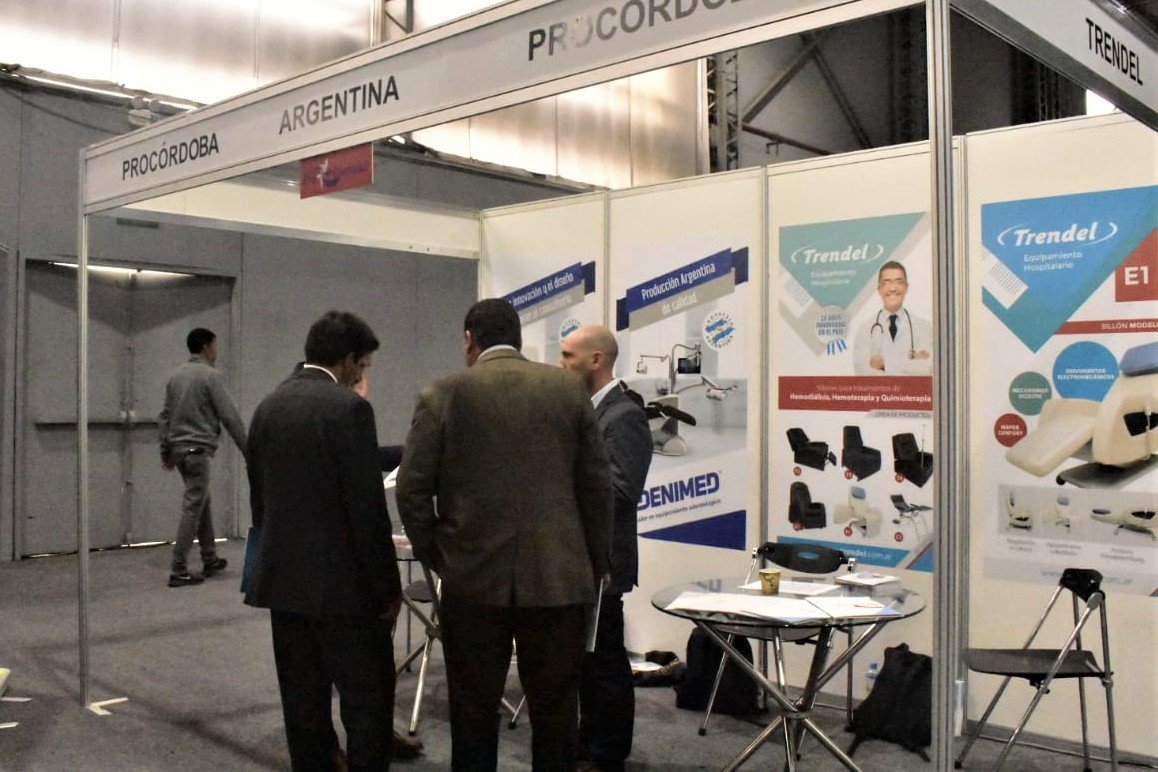 AgenciaProCba's tweet photo. ✈️🌎Agencia ProCórdoba acompaña la delegación de 8 empresas cordobesas que exponen en la Feria #Tecnosalud 2019.
➡️Se desarrolla en Lima 🇵🇪 Perú.
#Trendel #Servelec #Ostomy @CONSUMAN #Leistung @raomed_ar #Denimed @bitsionarg https://t.co/0OieIPLnV6