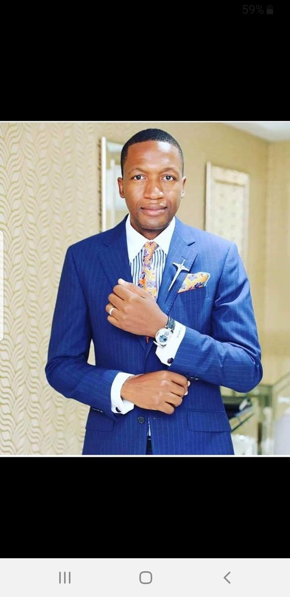 KazomEssie's tweet photo. Happy birthday to my Spritual Father, the one and only Senior Major i know Professor of prophecy. Highly Esteemed Prophet @UebertAngel . Thank you Sir, we love and appreciate you.
#GoodNewsWorld https://t.co/N4nm8xn7QH