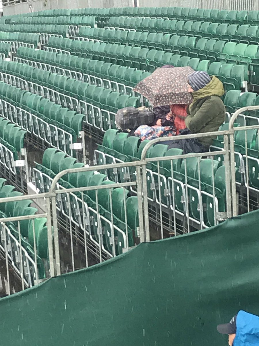 The weather has turned nasty but the #LRBHT fan is dedicated @LRBHT_Official . They love the dressage
