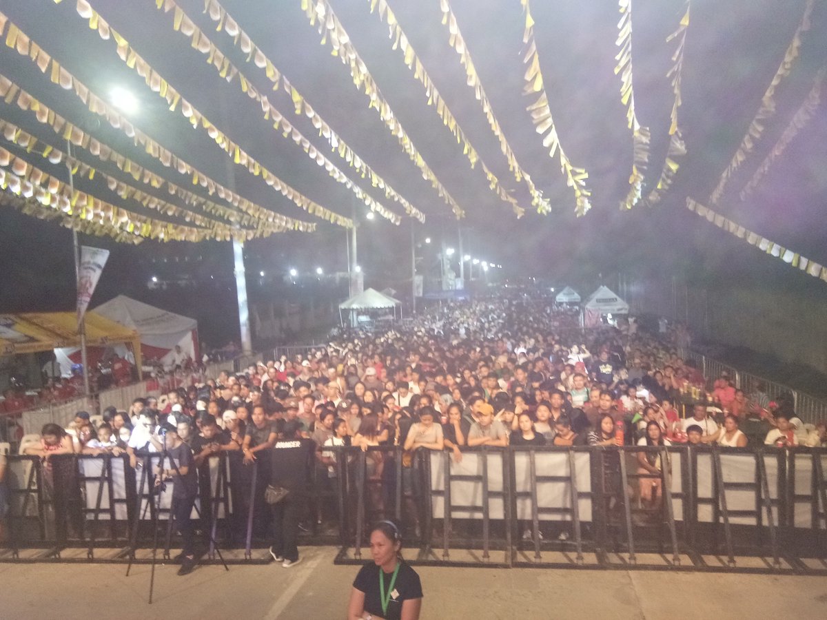 weirdroo's tweet image. Overwhelming experience! Sobrang solid ng SJDM crowd!

#ginumanfest2019 #celexia