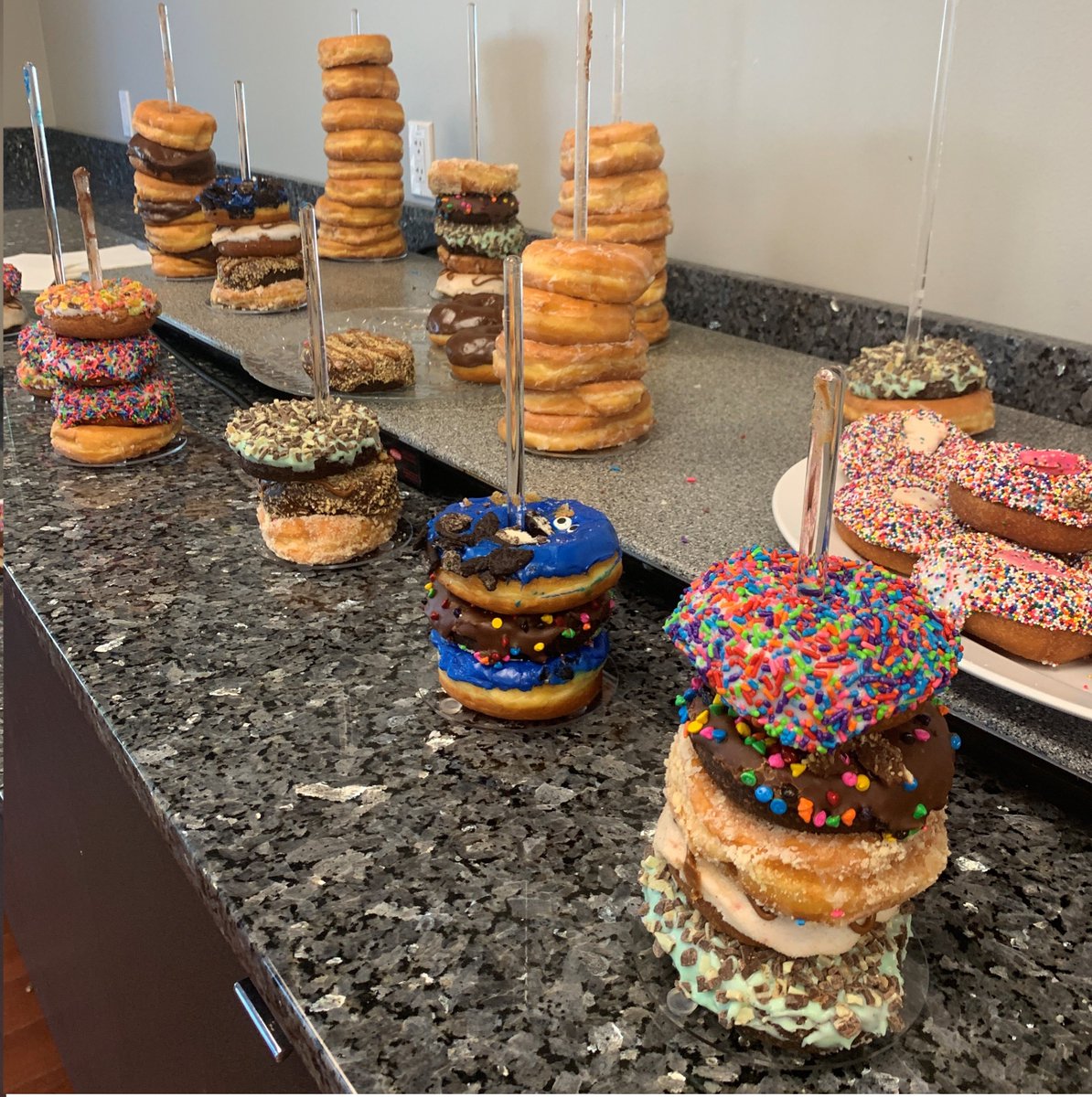 calebyen's tweet photo. "Chaos isn't a pit. Chaos is a bunch of donut ladders." - Donutfinger #MulticoloredWedding #BreakfastIsComing #GameofDones #Crullereesi https://t.co/GPRhKb1SLG
