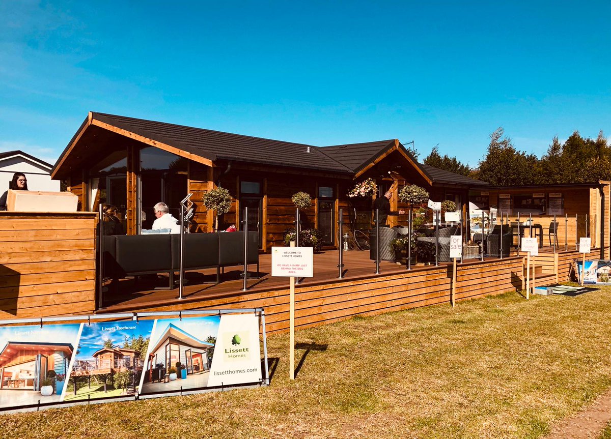 KAMComputers's tweet image. A few more pics from our time spent @CottinghamParks Lodge &amp;amp; Caravan show this week. We met some great people and even caught up with old friends. 

#KCSolutions #EPOS #StockControl #Integration #BusinessSolutions