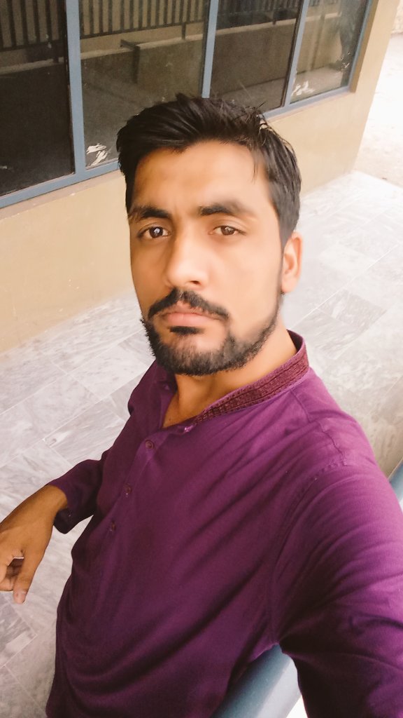 waqasahmedvlog's tweet photo. #Selfie
#PakistanZindabad 
#PoetWaqasAhmed https://t.co/3lyhENwdlc