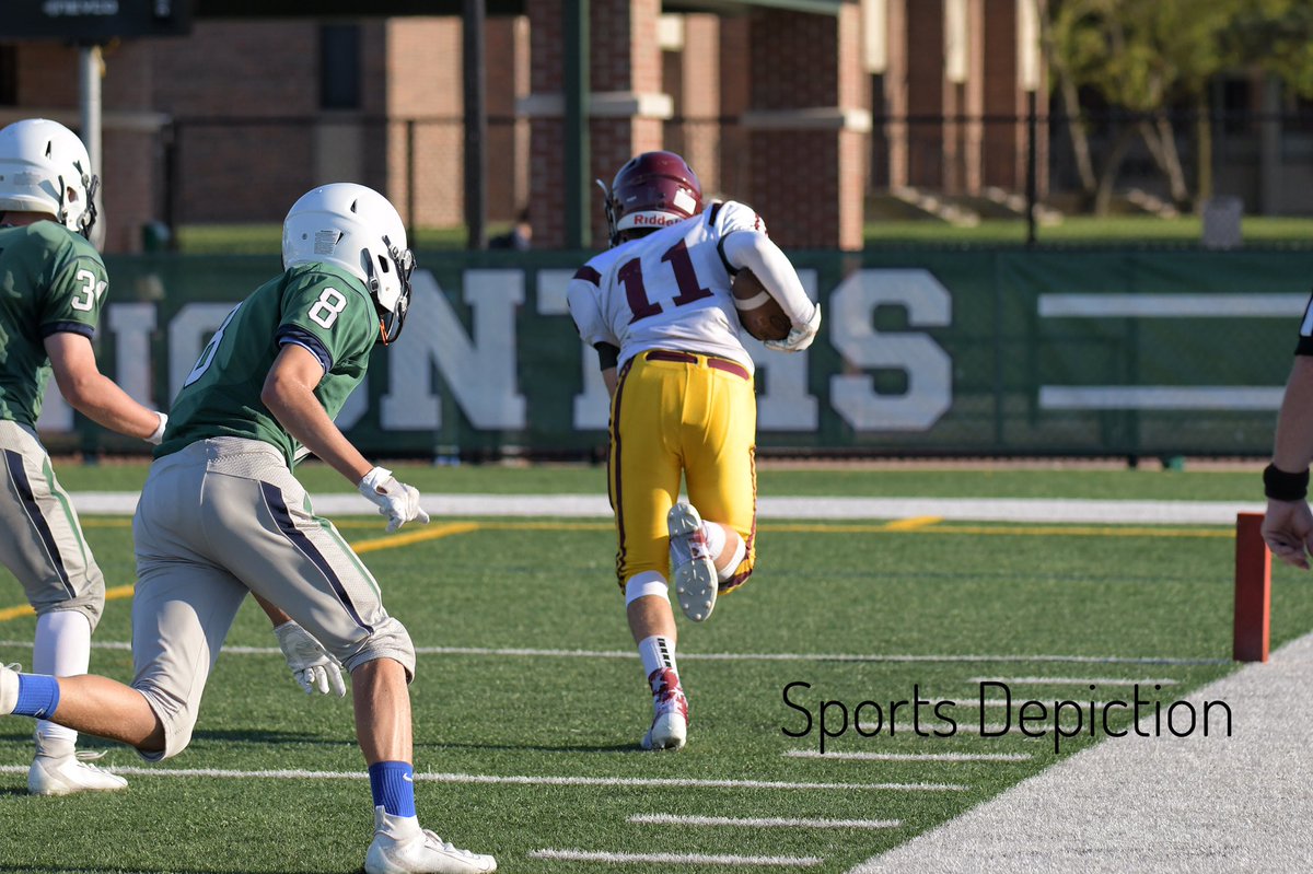 SDepiction's tweet photo. .@LAGoRamblers Ramblers Freshman A π took on NT last night & WON 42-6! Incredible talent on LA β23 A Team. Photos up soon. The players showed only respect to Refs & NT, Proud to watch. @coachbamoore @lkirwan97 @LoyolaAcademy #RamblerProud #FutureLAVarsity https://t.co/DTrvT7lI3c