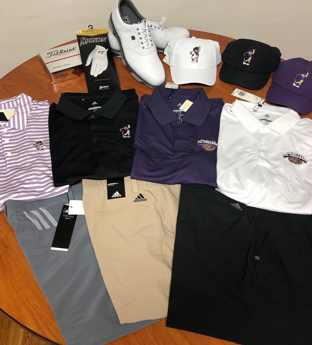 UNAgolf's tweet photo. Swagged out and ready to head to the Sam Hall Intercollegiate this weekend! Congrats to @scrubhead33 on winning our first qualifier of the year 💪🏽💪🏽.  He will be joined by Karl Einarsson, Thomas Regan, Cedric Otten, and @wjgolferjw on the trip! 🦁⛳️ #RoarLions https://t.co/YXCUOUKRqo