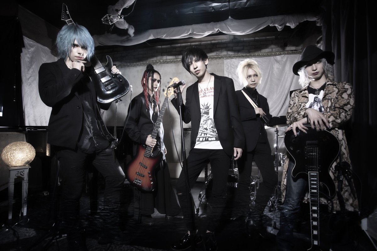 greed_officialx's tweet photo. 【GREEDアー写&amp;メンバーアカウント】
@greed_chala
@greed_kareha
@greed_domi
@greed_aki_suke
@gleed_yuga https://t.co/IMwuNkPxeL